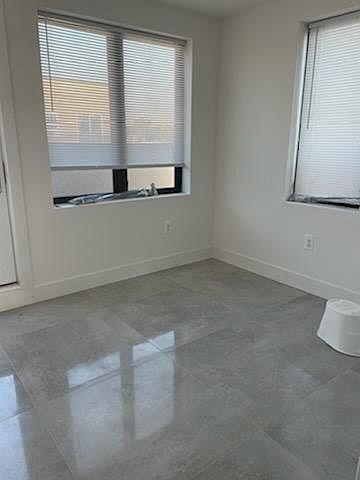 1st image of 148 Bay 49 St Floor 3