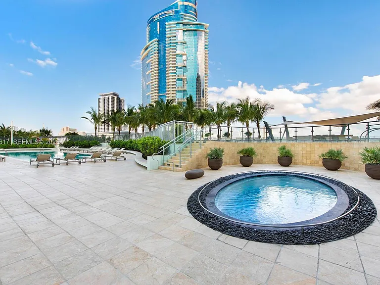 900 Biscayne Blvd #2408 — Photo 36