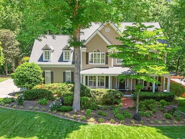 4037 Summer Brook Dr, Apex, NC 27539