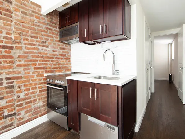 27 Avenue C image 4 of 7