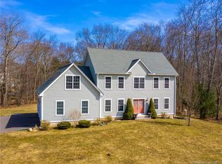 107 Stonecroft Ln, Coventry, CT 06238