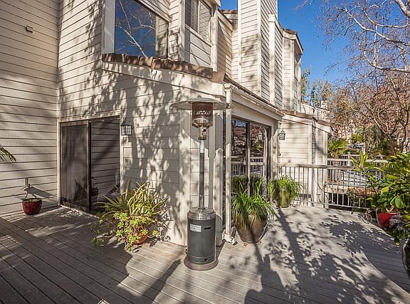 3rd image of 1206 S Westlake Blvd #F