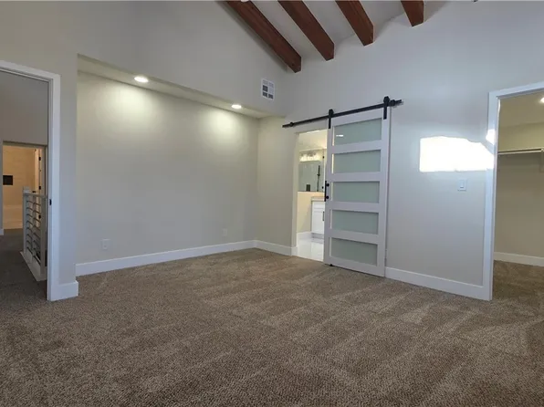 1312 Oak Tree Ln, Las Vegas, NV 89108