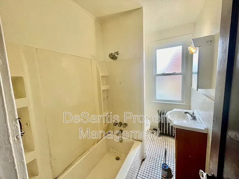 539 Atlantic Ave #2 — Photo 8