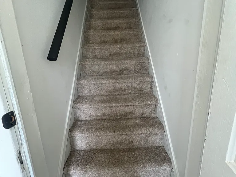 1 W Hanover St #4 — Photo 4