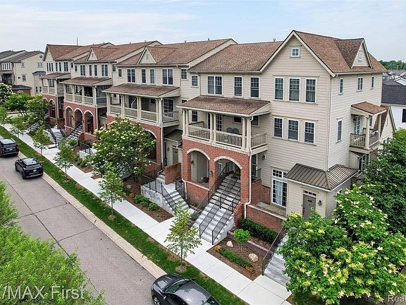 2nd image of 3920 Forester Blvd