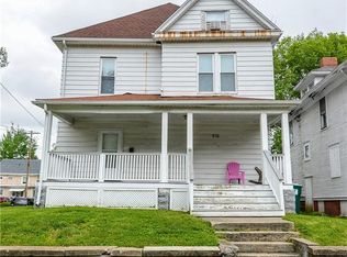 976 W Wood St, Decatur, IL 62522