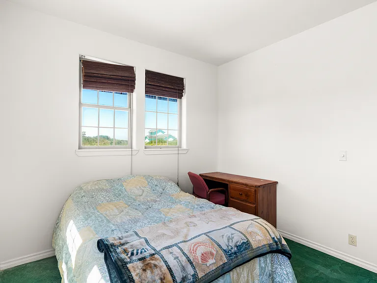 1140 Ocean Shores Blvd SW — Photo 19