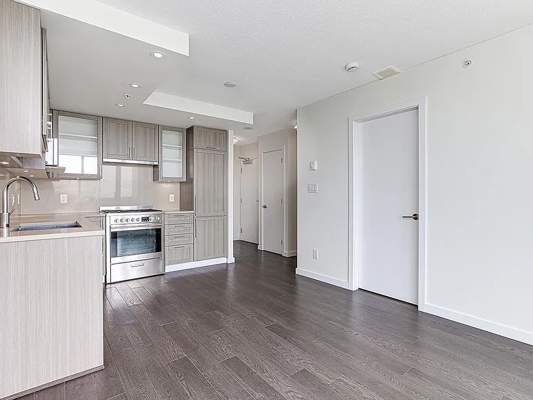 5665 Boundary Rd #1510 — Photo 11