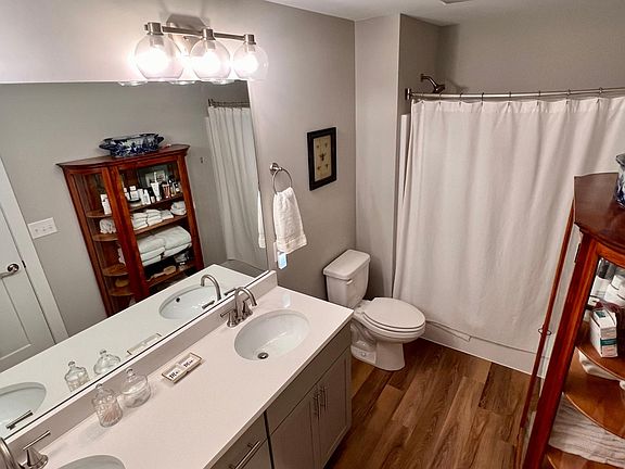 4th image of 1437 Stockyard Pl #1437