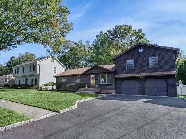 83 Pell Meadow Drive, Fairfield, CT 06824