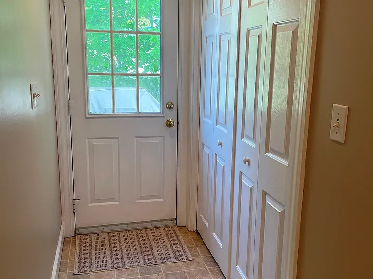 11 Beachwood Ave — Photo 5