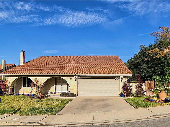 2nd image of 103 Los Padres Dr