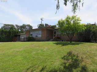 1834 E 15th St, The Dalles, OR 97058