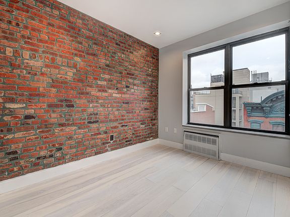 3rd image of 200 Stanton St #9