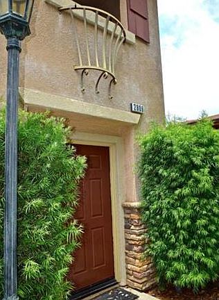 2nd image of 26433 Arboretum Way Unit 2806