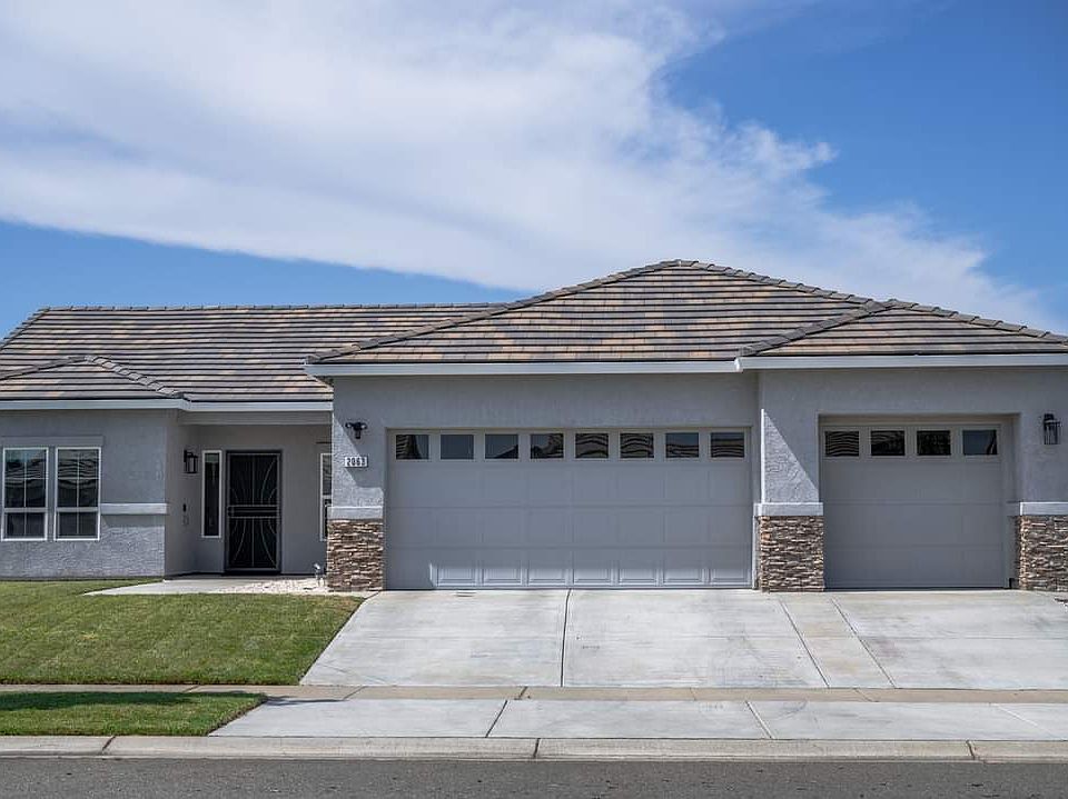 1st image of 2063 Moss Glen Loop
