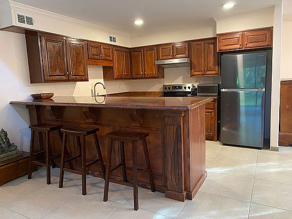 4th image of 2341 N Roel Bazan