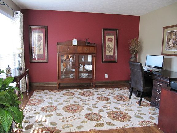 4th image of 9557 Wabash Way