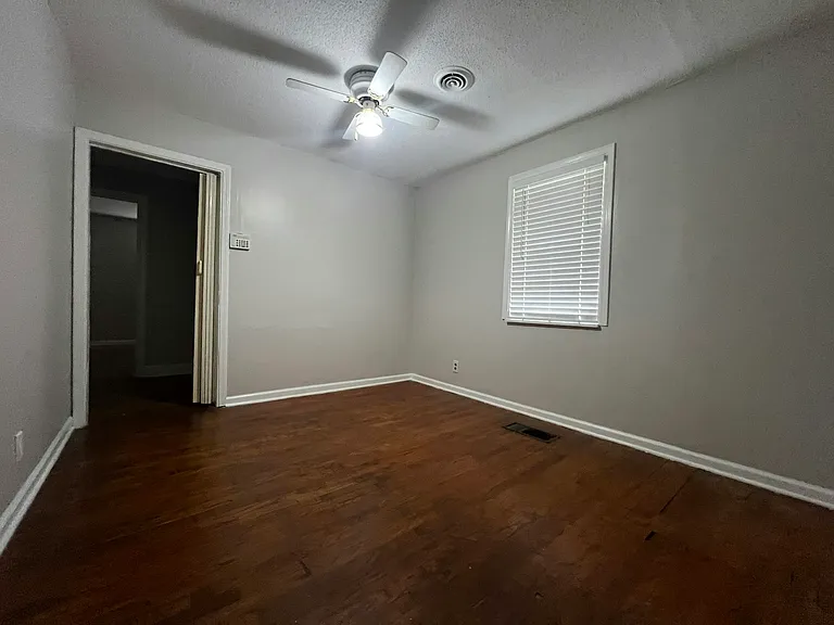 1450 Gold Ave — Photo 7