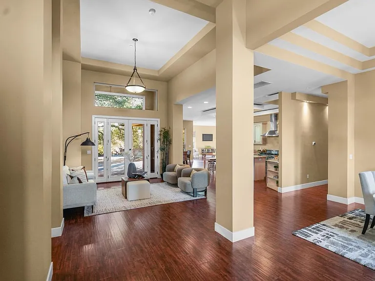 8856 Venikov Pl — Photo 10