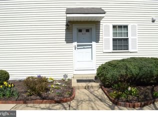 807 Steamboat Sta, Southampton, PA 18966