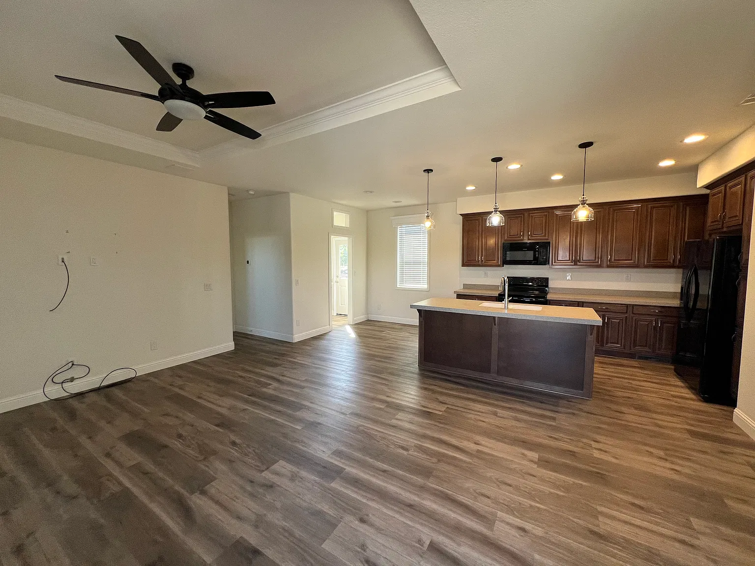 3 bed, $3,700 — Photo 2
