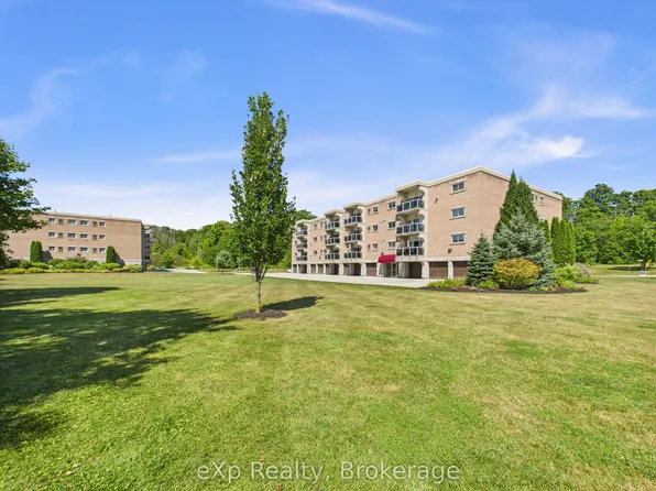 85 William St N #202, Brockton, ON N0G 2V0