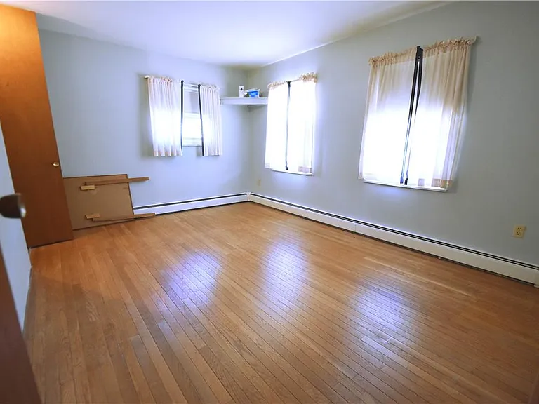 122 E Plainfield Ave — Photo 16