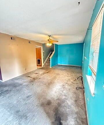 3rd image of 403 N Hickory St