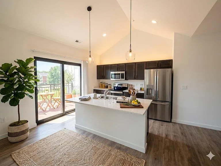 5411 Bashford St #203 — Photo 6