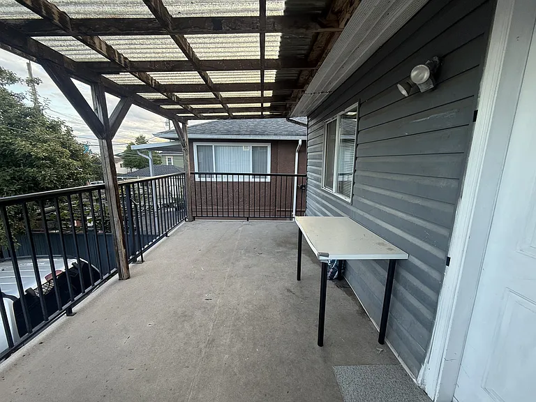 768 E 57th Ave — Photo 14