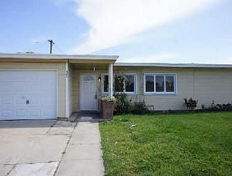 1st image of 904 N Elm Ave