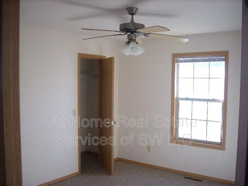 2 bed, 2.0 bath, 1200 sqft, $1,180 — Photo 4
