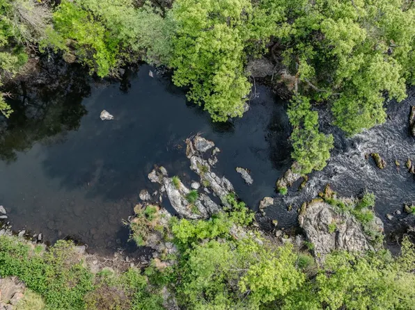 6647 Cane Ln, Valley Springs, CA 95252