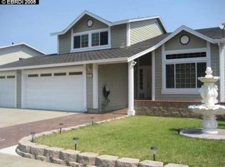301 Falcon Way, Hercules, CA 94547