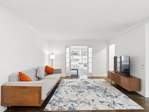 310 East 70th Street image 1 of 8