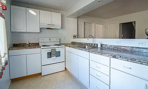 416 White Street - 1 Photo 1