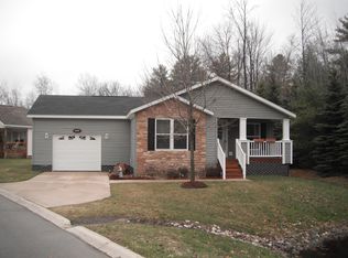 937 Woodcreek Blvd, Traverse City, MI 49686