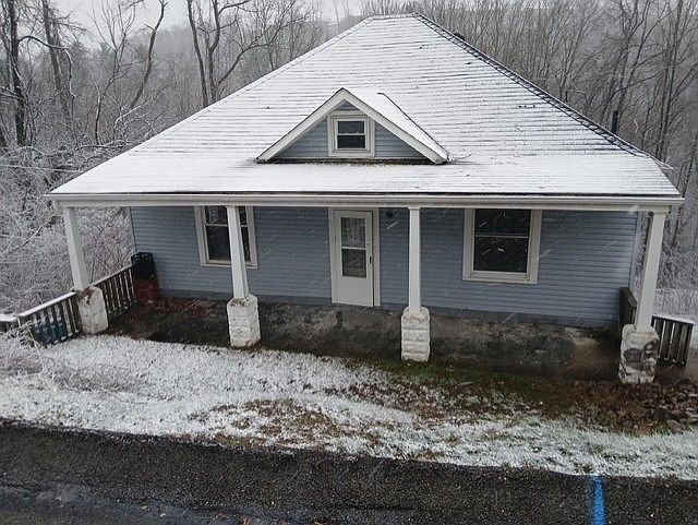 1st image of 500 Pointview Rd