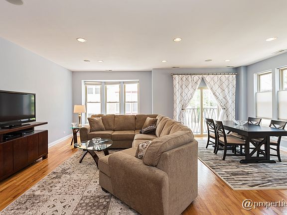 Living Room/Dining Room