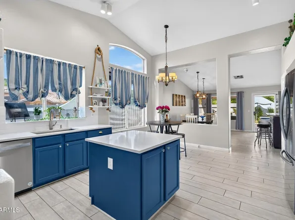 1391 N ALEXIS Drive, Gilbert, AZ 85234