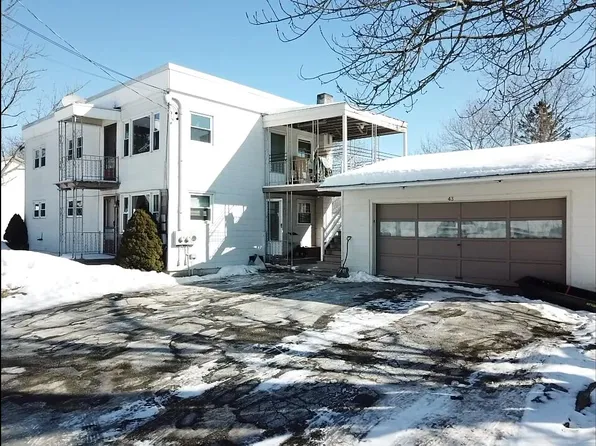 43 Eustis Street, Lewiston, ME 04240