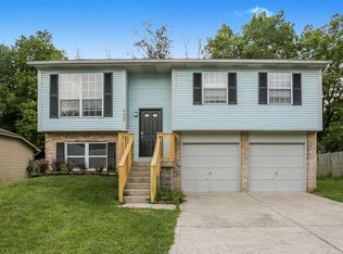 4033 Greenery Dr, Columbus, OH 43207