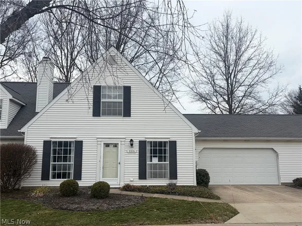 3376 Hunter Pkwy #26, Cuyahoga Falls, OH 44223