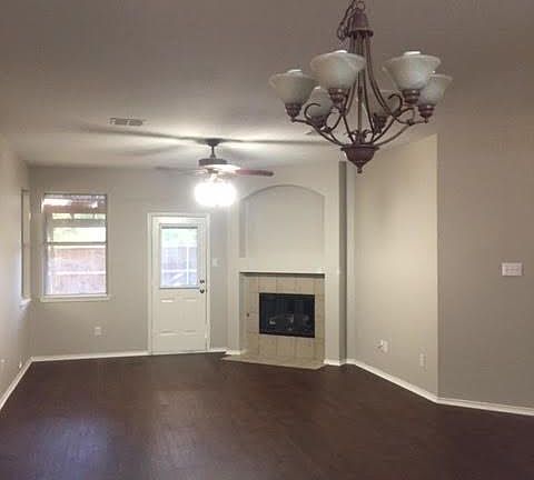 4th image of 2316 Sumac Ct