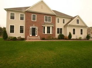 9 Langdon Rd, Norwood, MA 02062