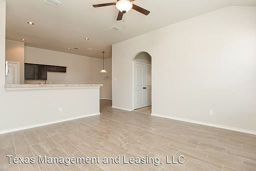 2nd image of 3704 Vista Cove Dr