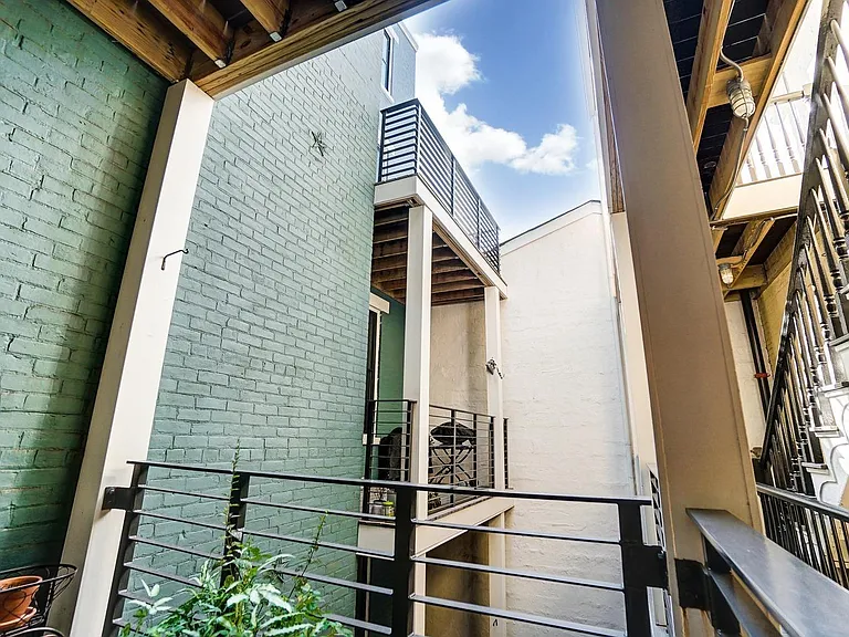 1432 Elm St #3A — Photo 35
