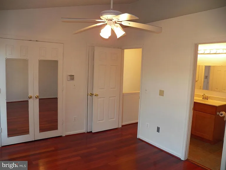 3010 McMaster Ct — Photo 16